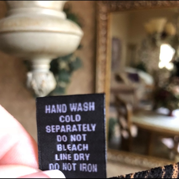 Cute layered look top 🍁 - Picture 6 of 7